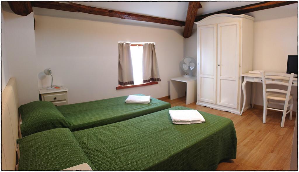 Locanda Del Re Feltre Kamer foto