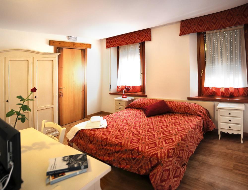 Locanda Del Re Feltre Kamer foto